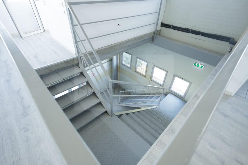 Otopeni Hala industriala 2.000 mp Depozitare / Productie Rampe incarcare